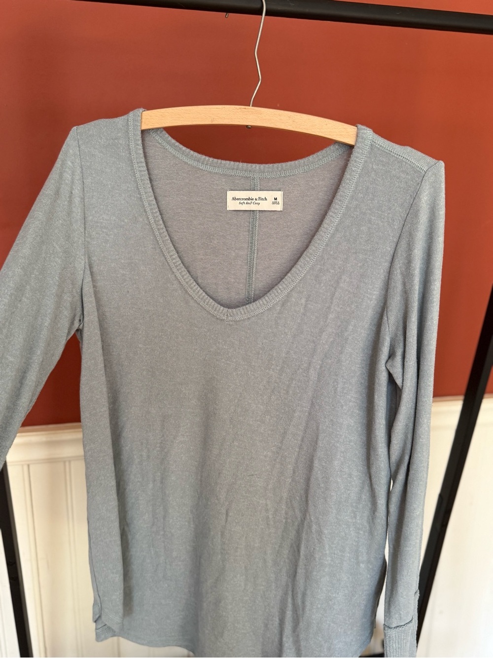 Abercrombie & Fitch Dusty Blue V-Neck Long Sleeve Tee